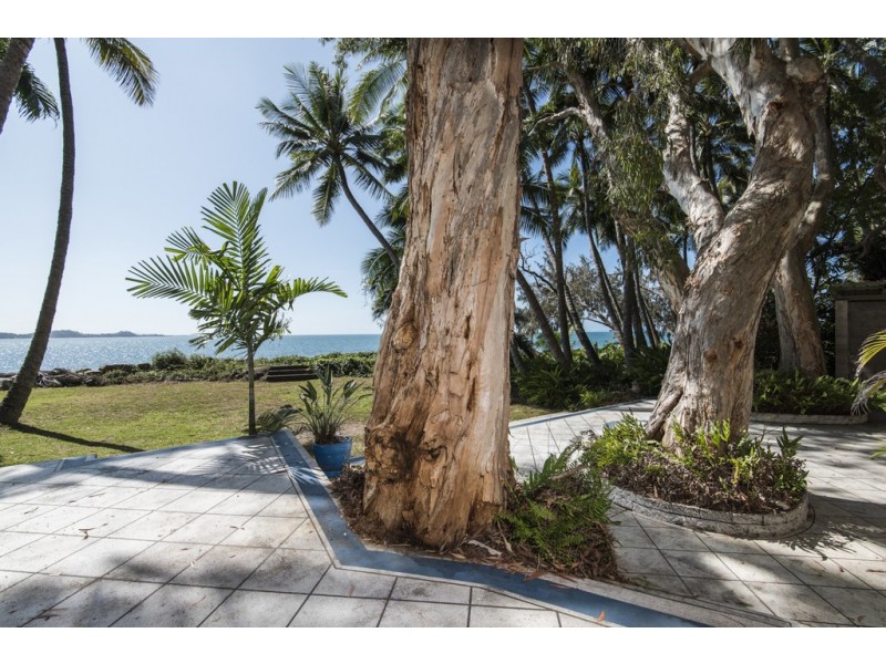 50 Ocean Avenue, Slade Point QLD 4740