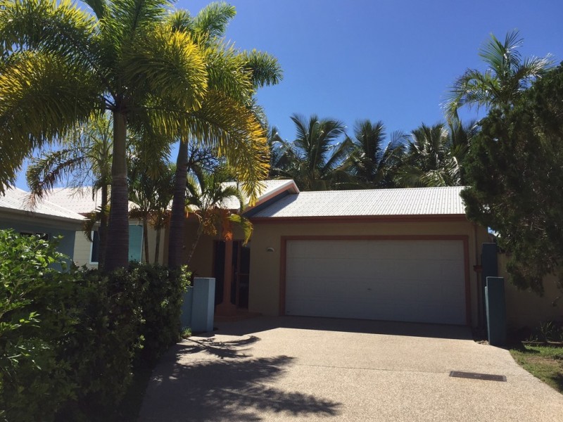 28 Grace Crescent, Slade Point QLD 4740