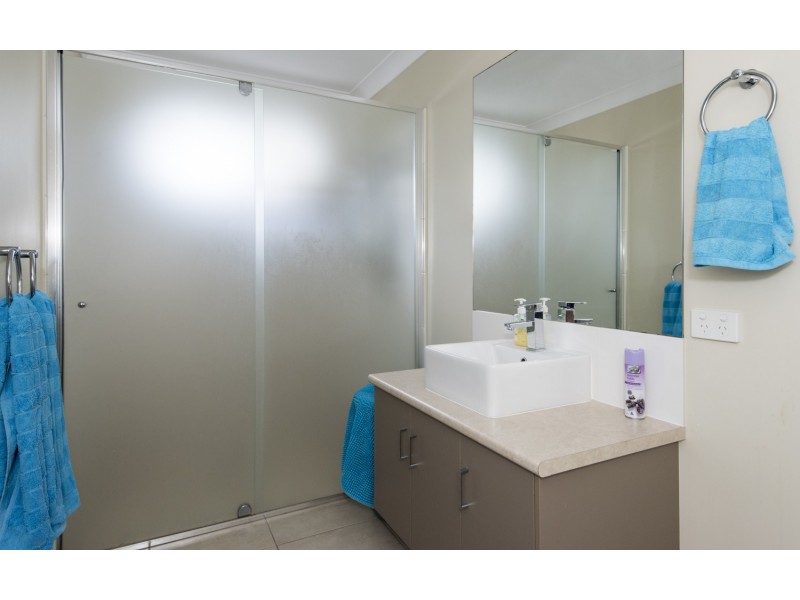 51 Schaefer Street, West Mackay QLD 4740
