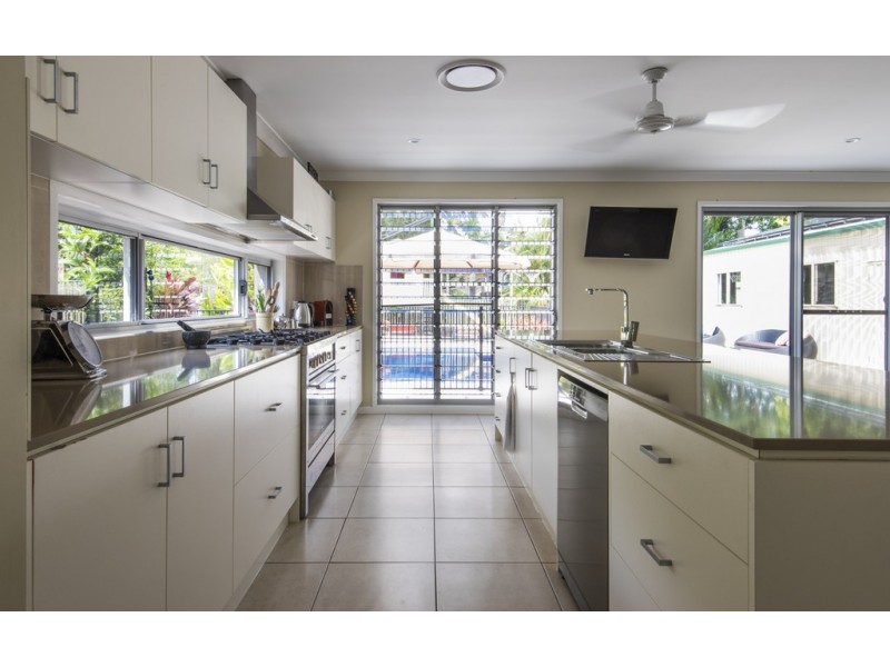 51 Schaefer Street, West Mackay QLD 4740
