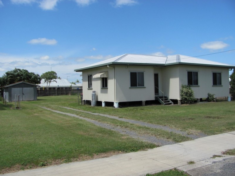 389 Shakespeare Street, West Mackay QLD 4740