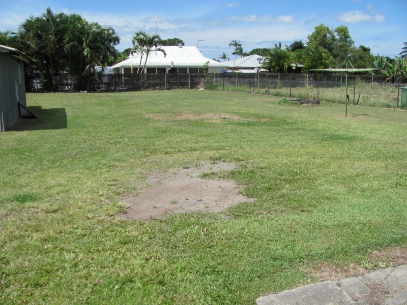 389 Shakespeare Street, West Mackay QLD 4740