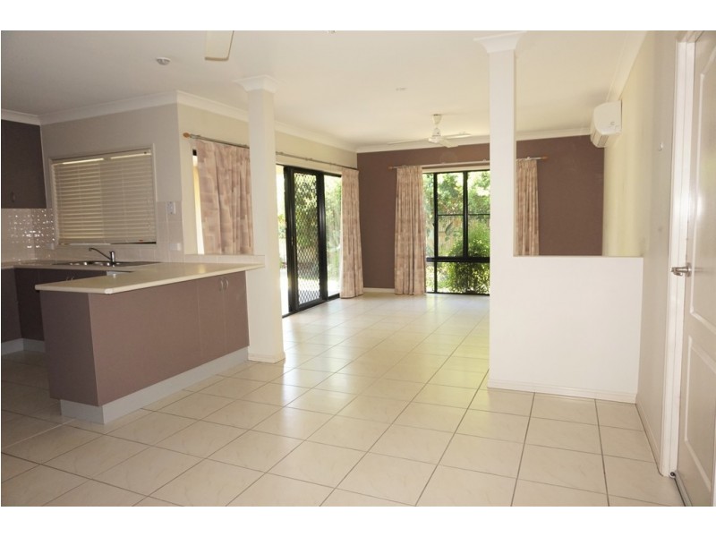 76 Wheeler Drive, Glenella QLD 4740