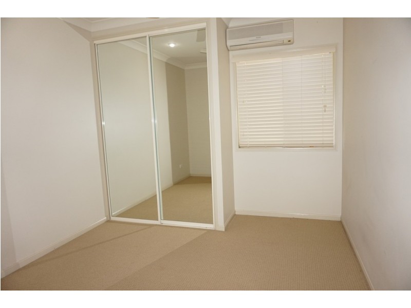 76 Wheeler Drive, Glenella QLD 4740