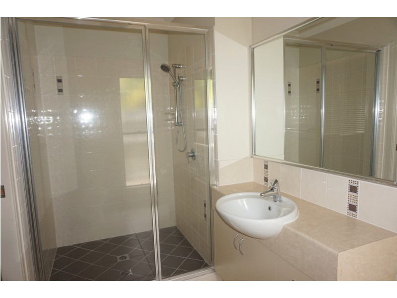 76 Wheeler Drive, Glenella QLD 4740