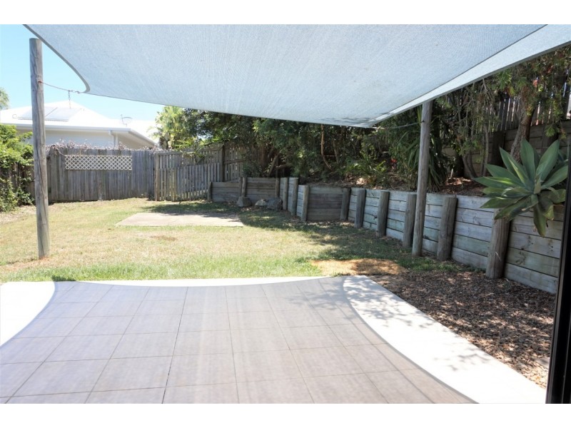 3 Grange Court, Eimeo QLD 4740