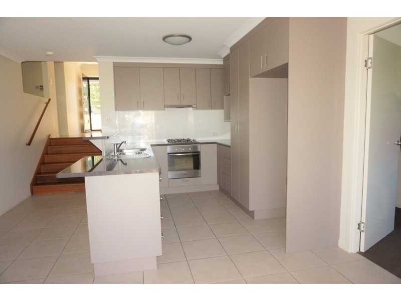 3 Grange Court, Eimeo QLD 4740