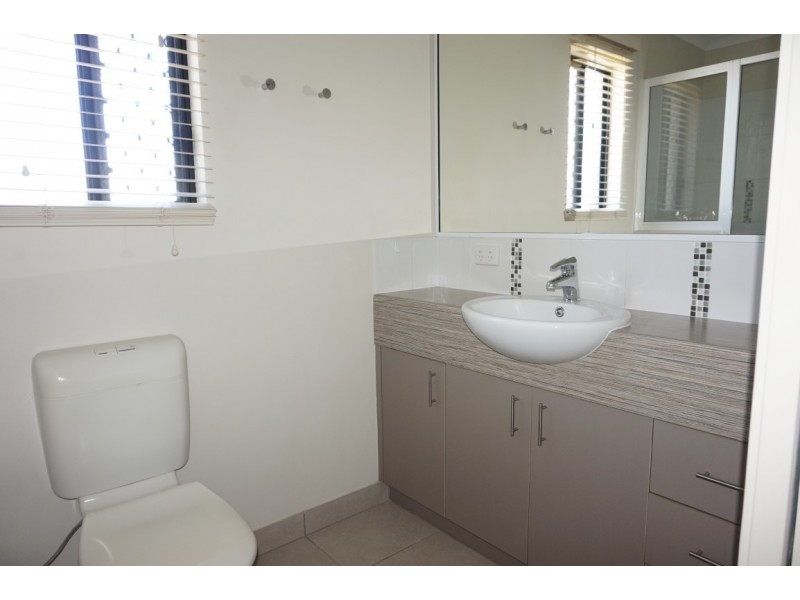 3 Grange Court, Eimeo QLD 4740