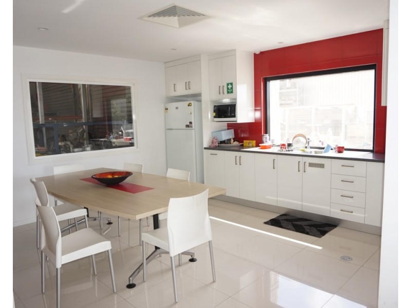 2/27 Margaret Vella Drive, Paget QLD 4740
