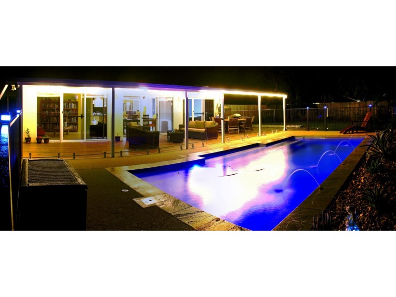 27 Beachside Place, Shoal Point QLD 4750
