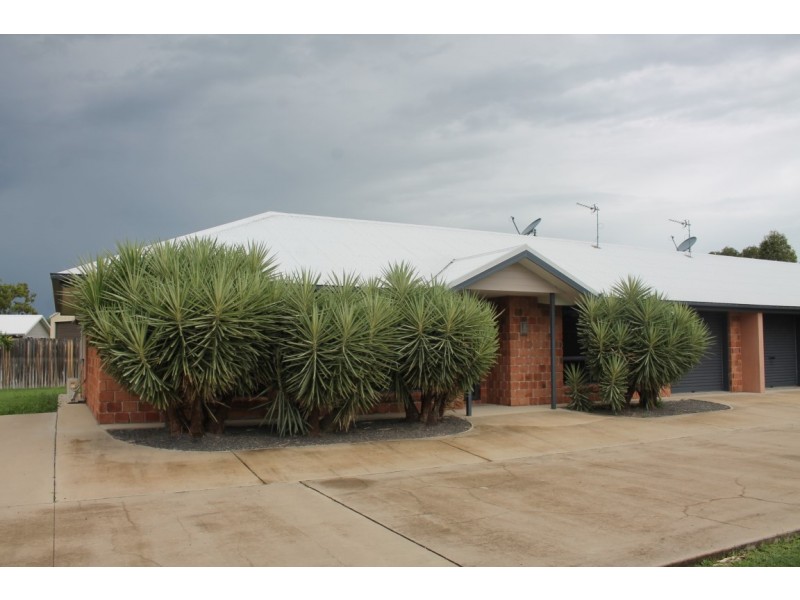 Unit 1/32 Cassia Court, Nebo QLD 4742