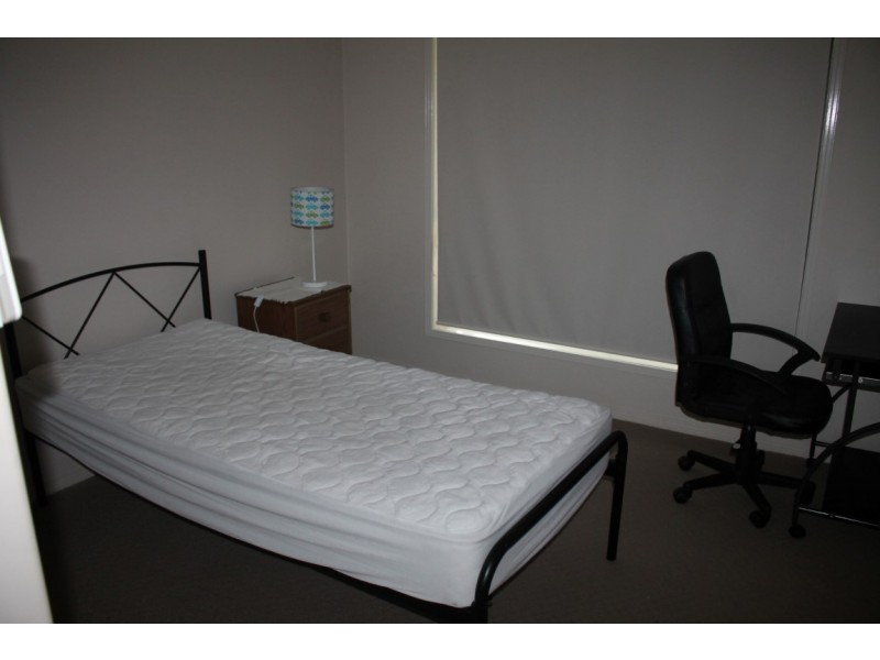 Unit 1/32 Cassia Court, Nebo QLD 4742