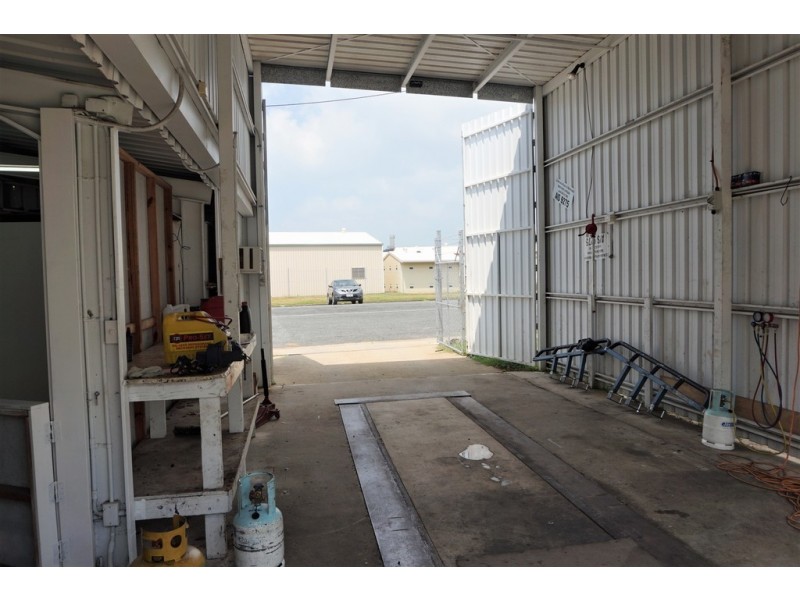 4 Burns Street, Mackay QLD 4740