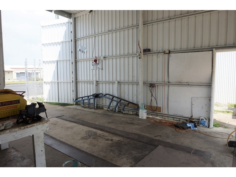 4 Burns Street, Mackay QLD 4740