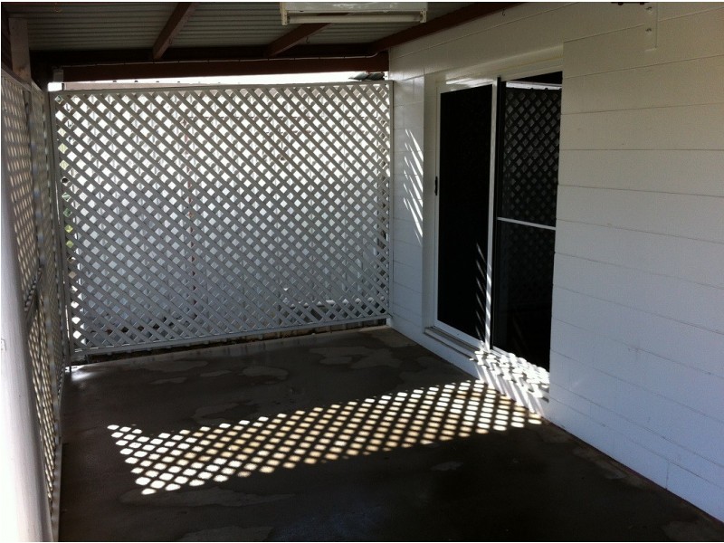 4 Burns Street, Mackay QLD 4740