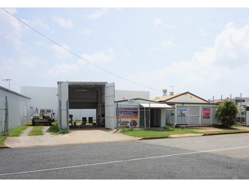 4 Burns Street, Mackay QLD 4740