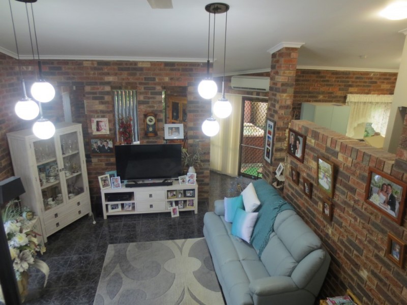 5 Pelican Street, Slade Point QLD 4740