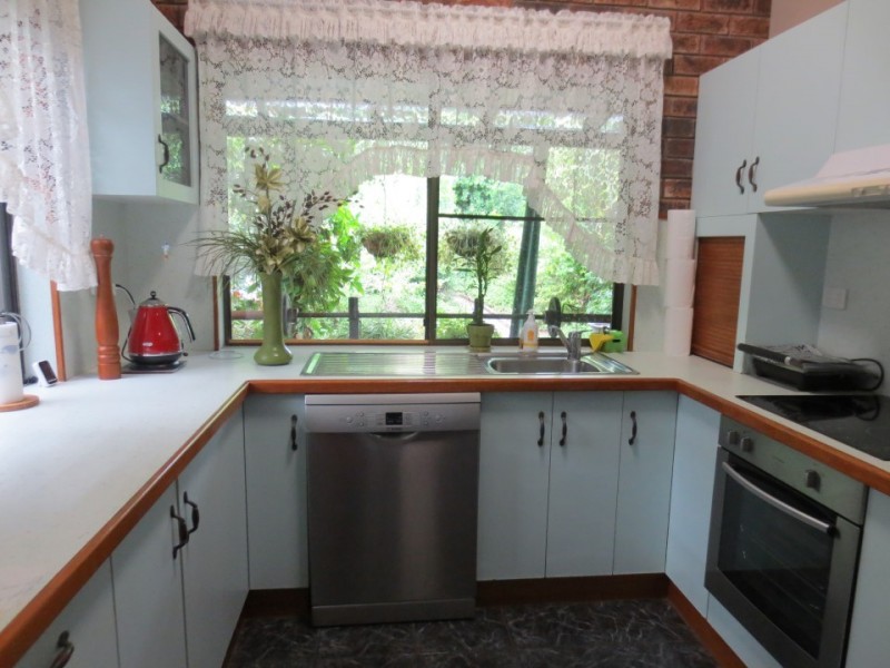 5 Pelican Street, Slade Point QLD 4740