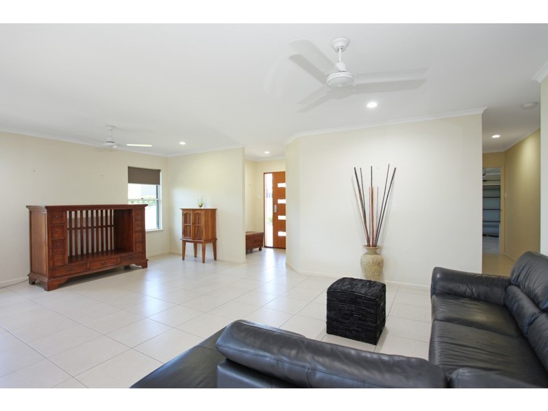 9-11 Merino Court, Walkerston QLD 4751