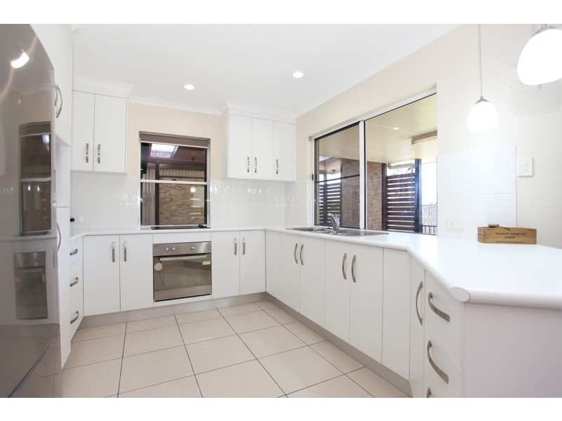 9-11 Merino Court, Walkerston QLD 4751