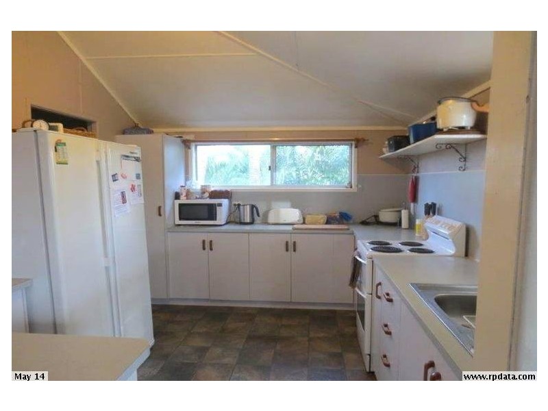 19 Sandpiper Court, Slade Point QLD 4740