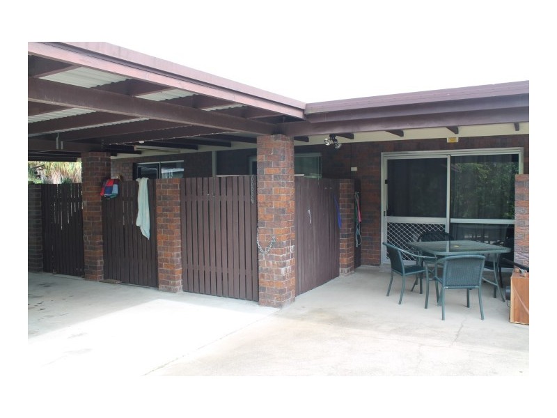 2/98A Andergrove Road, Andergrove QLD 4740