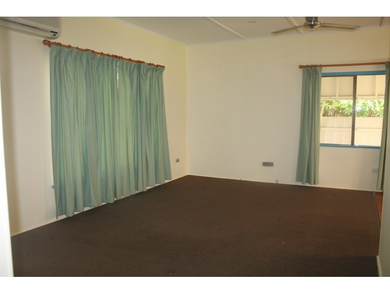 2 Morrison Street, West Mackay QLD 4740