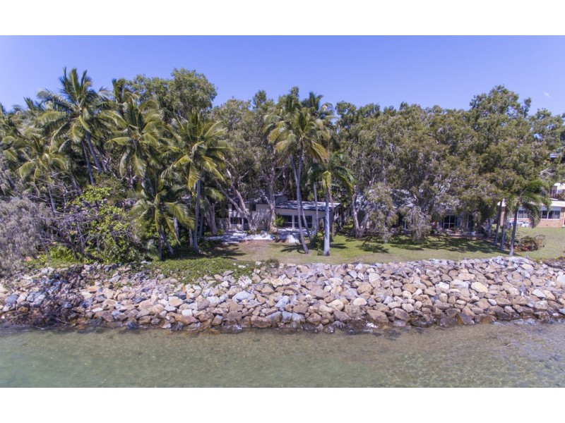 50 Ocean Ave, Slade Point QLD 4740