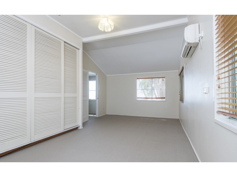 50 Ocean Ave, Slade Point QLD 4740