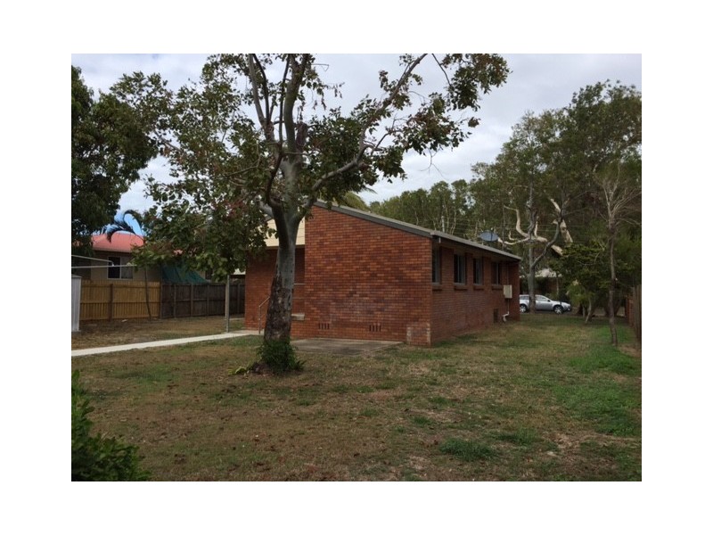 11 Blackwood Street, Slade Point QLD 4740