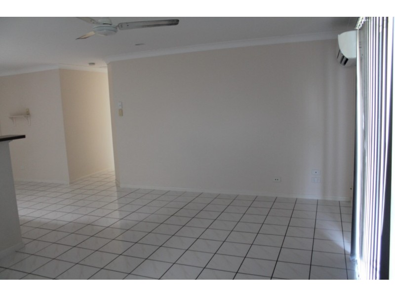 1/8 Meero Street, South Mackay QLD 4740