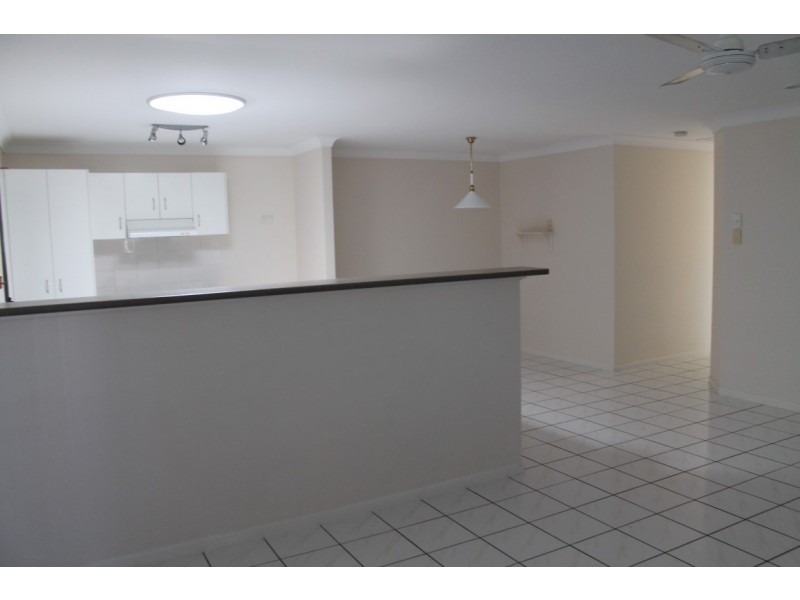 1/8 Meero Street, South Mackay QLD 4740