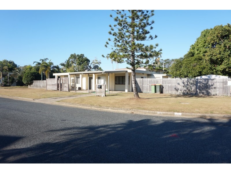 22 Brampton Avenue, Bucasia QLD 4750
