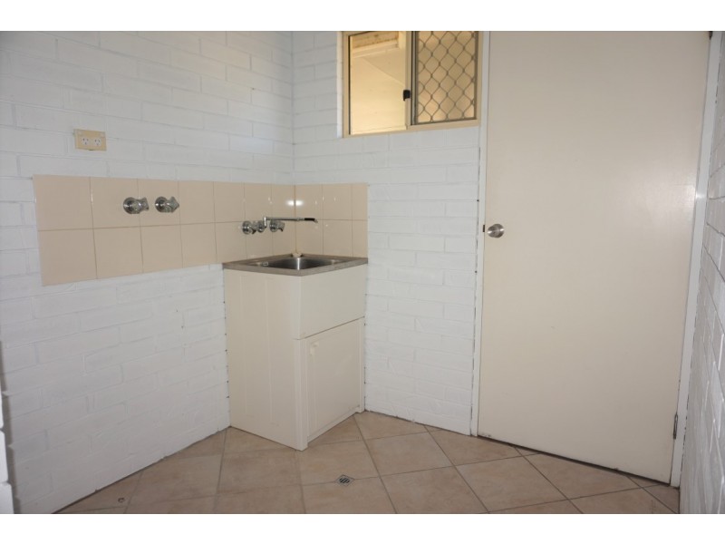 2 Carr Street, North Mackay QLD 4740