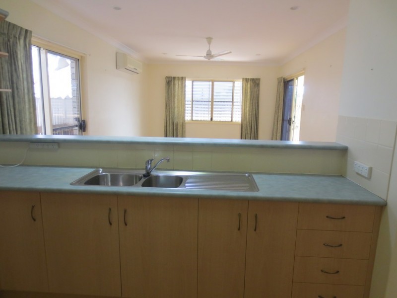 28 Streeter Avenue, West Mackay QLD 4740