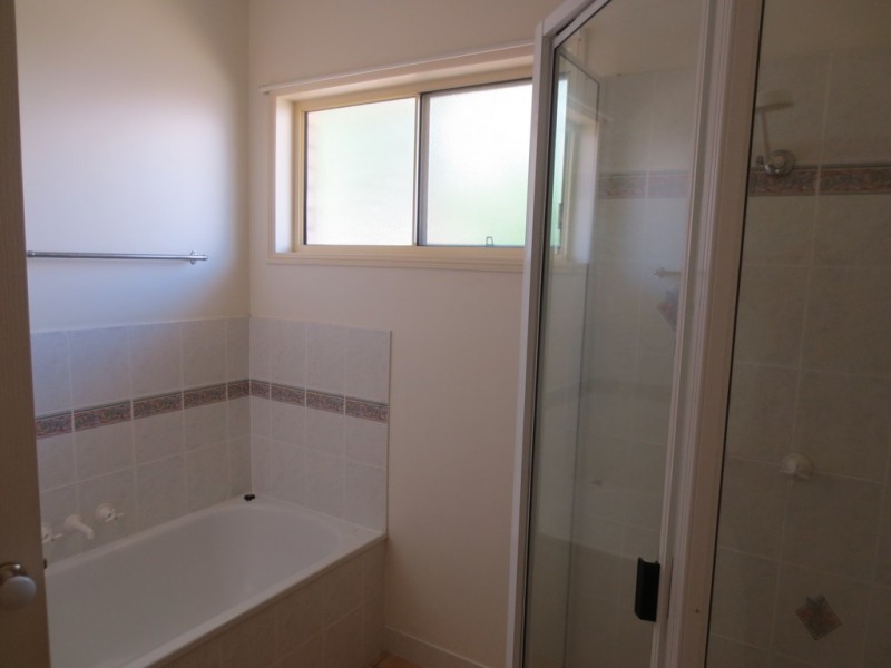 28 Streeter Avenue, West Mackay QLD 4740