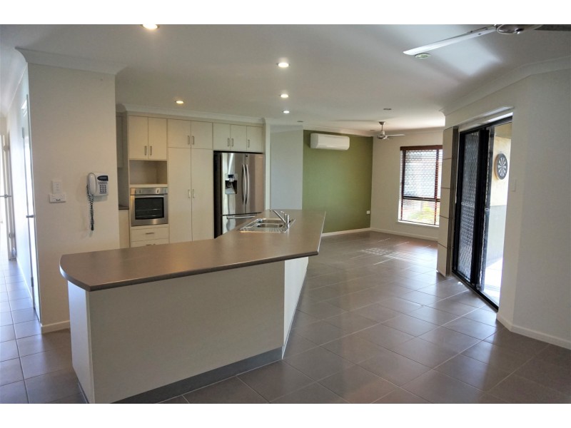 16 Mooney Court, Marian QLD 4753