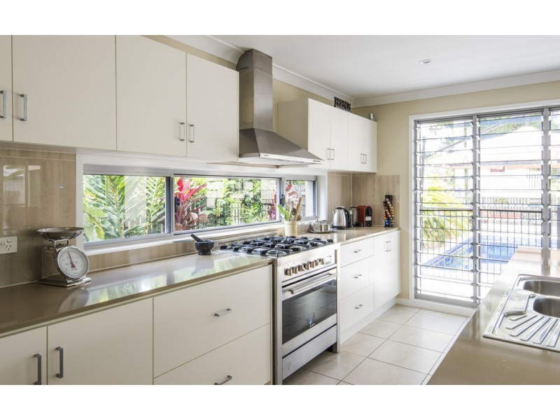 51 Schaefer Street, West Mackay QLD 4740