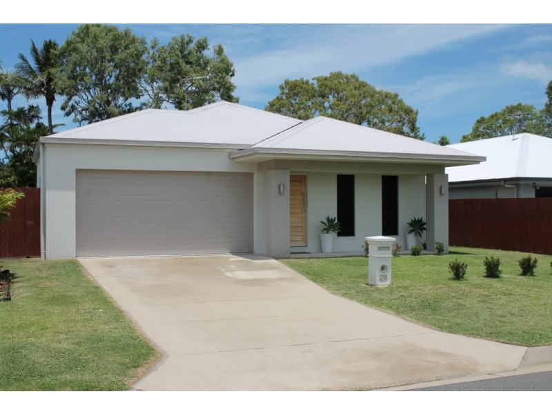 28 Schooner Avenue, Bucasia QLD 4750