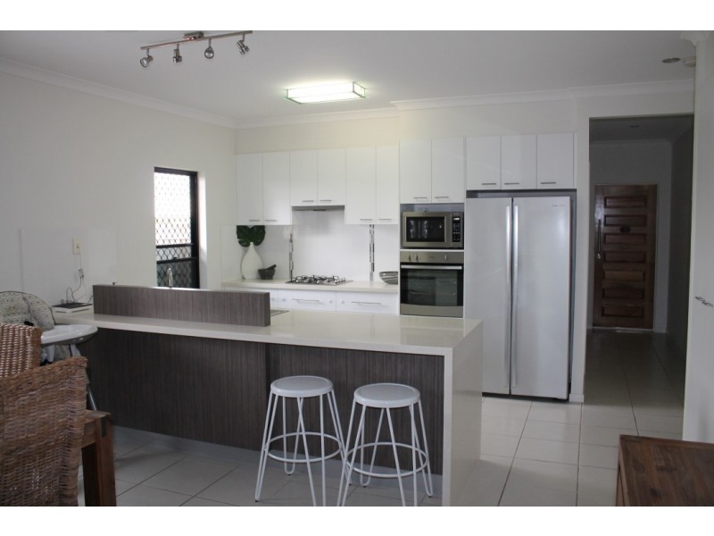 28 Schooner Avenue, Bucasia QLD 4750