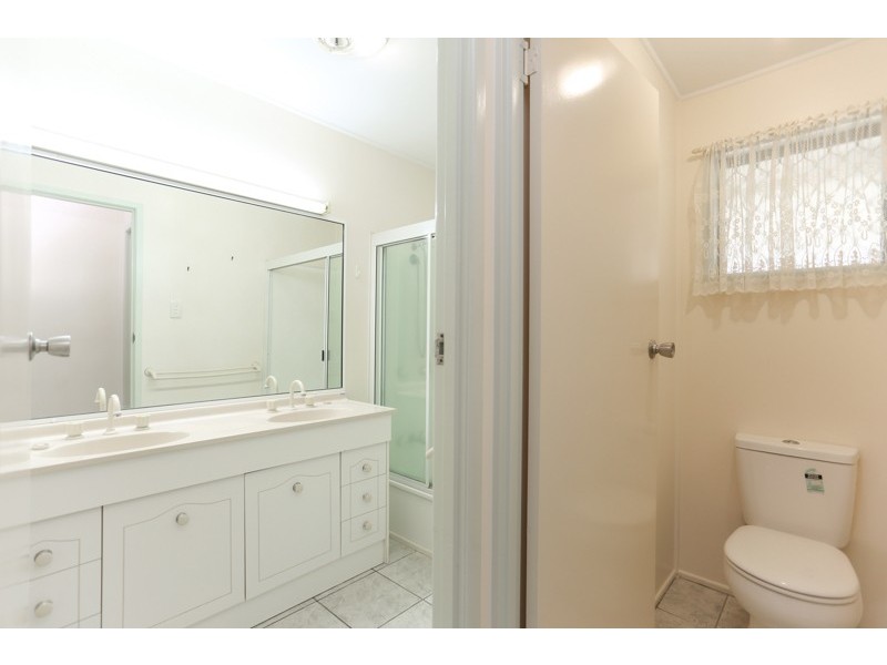 U2 10 Loudon Street, Mount Pleasant QLD 4740