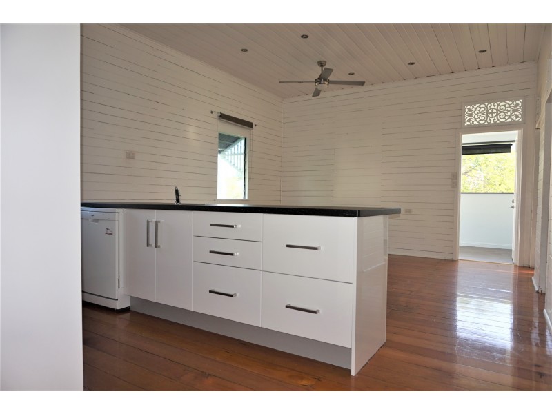 6 Baxter Street, Mackay QLD 4740