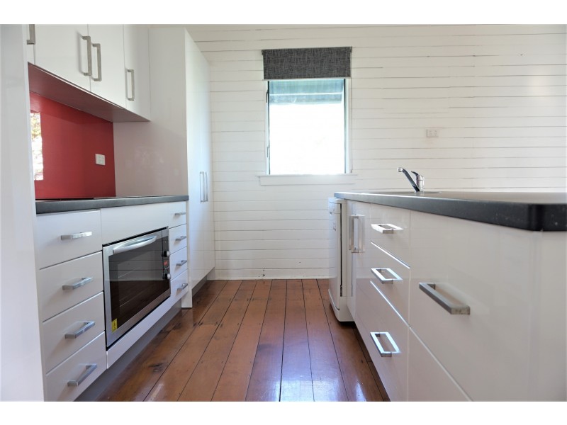6 Baxter Street, Mackay QLD 4740