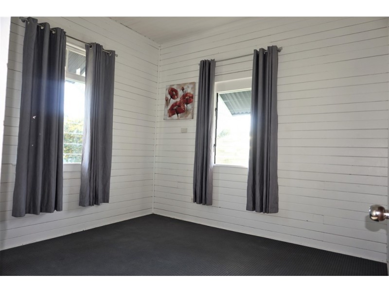 6 Baxter Street, Mackay QLD 4740