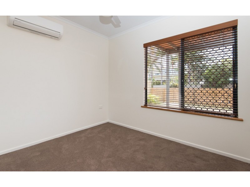 Unit 6 / 25 Beach Road, Dolphin Heads QLD 4740