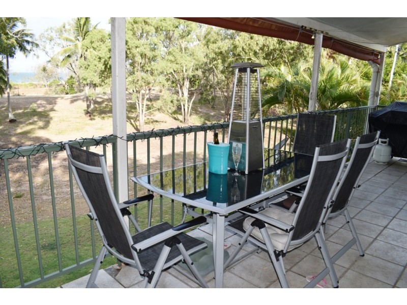 U8 4 Symons Avenue, Bucasia QLD 4750