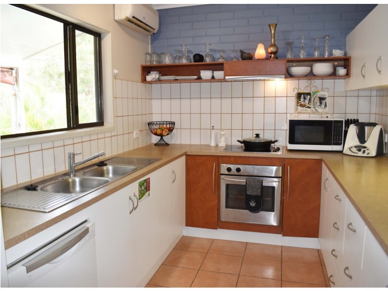 U8 4 Symons Avenue, Bucasia QLD 4750