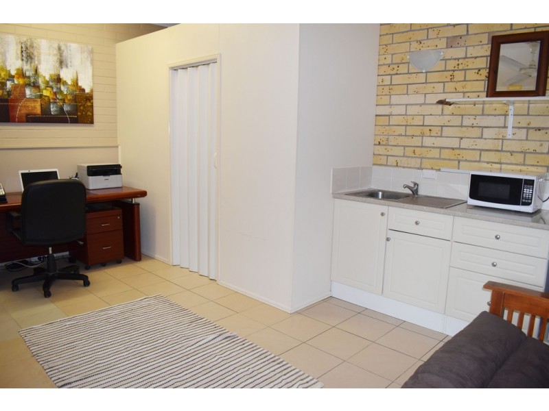 U8 4 Symons Avenue, Bucasia QLD 4750