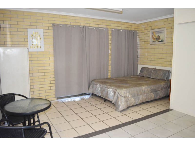 U8 4 Symons Avenue, Bucasia QLD 4750