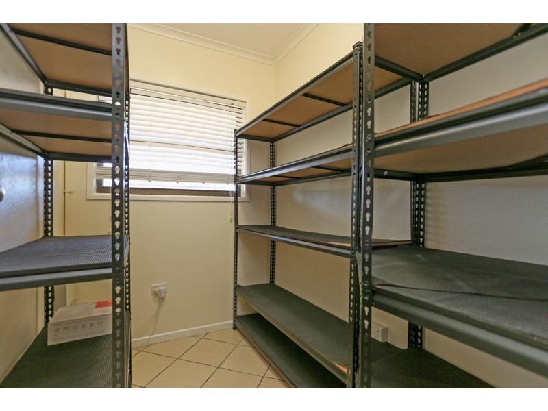 17 Churchill Avenue, Ooralea QLD 4740